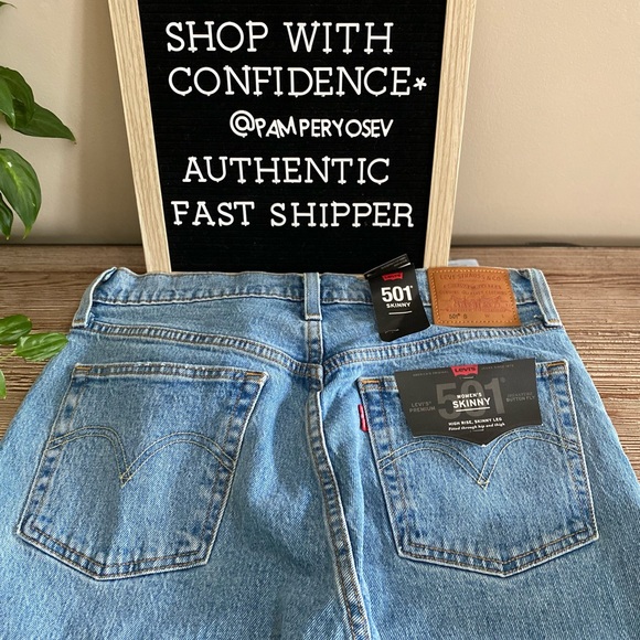 Levi's® 501 Stretch Hi-Rise Raw Hem Skinny Jeans - Picture 9 of 14